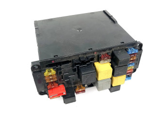 Блок предохранителей A2035452801, 2035452801   Mercedes-Benz C W203    