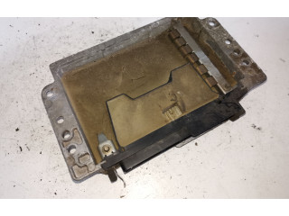 Блок управления двигателя 7700860319, 7700105979   Renault Scenic I