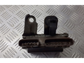 Блок подушек безопасности    Toyota Corolla E120 E130