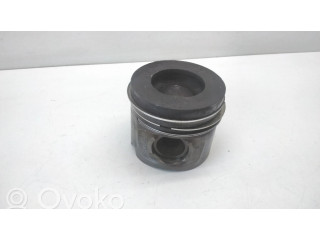 Píst 0840BB   BMW 3 E90 E91  pro naftový motor 2.0 n47d20a 