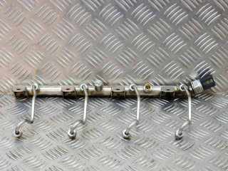 Топливная рампа 7547600, 12056010   BMW 5 F10 F11 4.4  для двигателя N63 B44 A