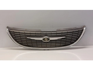 Передняя решётка Chrysler Grand Voyager IV 2001-2007 года 4857292AA, 4857300AA      