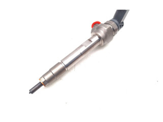 Vstřikovač 0445110613, 8514146   Toyota Avensis T270    2WW 