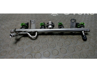 Vstřikovací lišta A1110780292, A2710780549   Mercedes-Benz C W203     