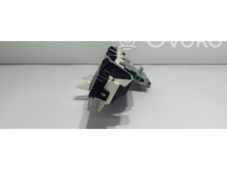 Дисплей    EH64611J0E, 4685000066   Mazda CX-7