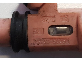 Форсунка 2325050030    Lexus GS 300 350 430 450H для бензинового двигателя  4.3