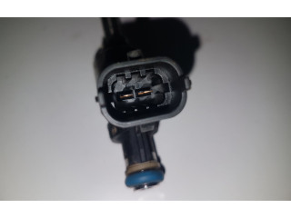 Vstřikovač 353102B110, 0261500100   Hyundai Tucson TL  pro benzínový motor 1.6 Z90512BZ00 G4FD