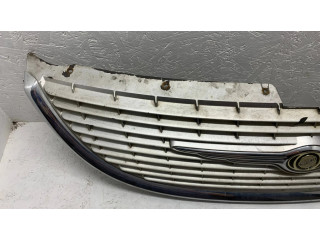 Передняя решётка Chrysler Grand Voyager IV 2001-2007 года 4857522AA      