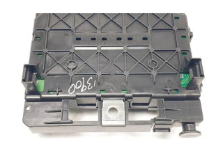 Блок предохранителей 9643498980   Ford Focus    