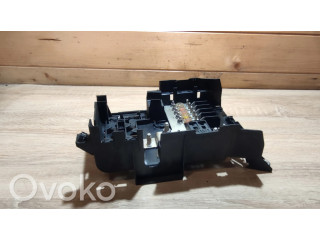 Блок предохранителей 7L0937548C   Audi Q7 4L    