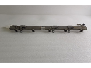 Vstřikovací lišta 954342   Hummer H3     