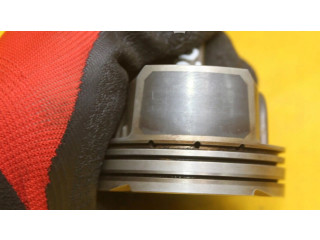  Поршень с шатуном  P092  KIA Ceed  