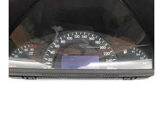 Přístrojová deska  Mercedes-Benz C W203 2003 A2035401347, A2035401347  