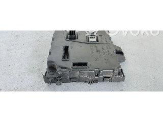   Pojistková skříňka 8200870483   Nissan Primera 2001