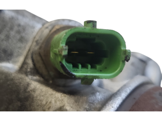 Vstřikovací čerpadlo 0445010681, 31372081   Volvo V40    D5204T4 