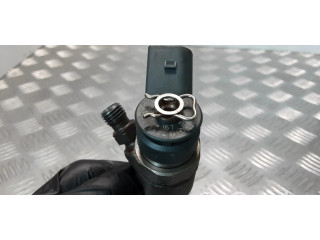 Vstřikovač 0445110167, A6400700787   Mercedes-Benz B W245  pro naftový motor 2.0 OM640940 I4