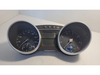 Přístrojová deska  Mercedes-Benz GL X164 2008 A1645408847, 002964  