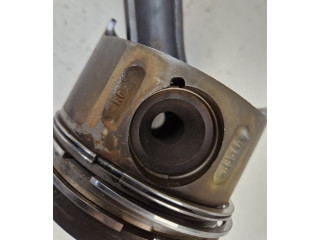  Поршень с шатуном OM646.980   Mercedes-Benz Vito Viano W639  