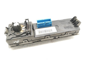 Блок управления климат-контролем 13138190   Opel Signum