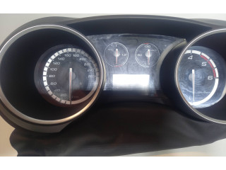 Přístrojová deska  Alfa Romeo Giulietta 2010 50516478, 035603  