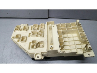 Блок предохранителей 04759969AA, 16238AC   Chrysler 300M    