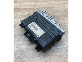 Блок управления двигателем Блок управления 8A0907311M, 0261203186   Volkswagen Vento