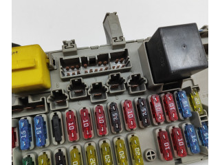 Блок предохранителей YQE000070, YWC104500   MG ZS    