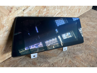 Дисплей    878140801   BMW M5 F90
