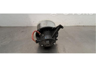 Вентилятор печки    A0008304701   Mercedes-Benz V Class W447