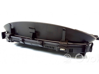 Přístrojová deska  BMW 5 G30 G31 2020 021566, 62105A2FC79  