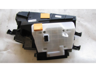Дисплей    8310848130B   Lexus RX 450H