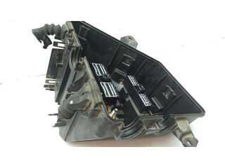   Pojistková skříňka 25773021   Cadillac SRX 2005