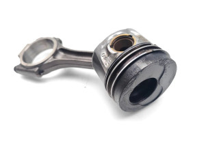 Píst AWX   Audi A6 S6 C5 4B    AWX 