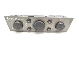 Блок управления климат-контролем 13138190   Opel Signum