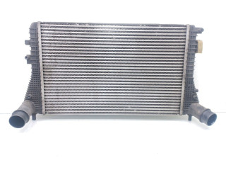 Интеркулер  3C0145805AD   Volkswagen Tiguan 