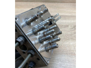 Jednotka ABS 6758969, 0265225005   BMW 7 E38 1993