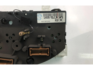 Přístrojová deska  Nissan Navara D22 2001 UK475  