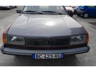   Pojistková skříňka    Peugeot 305 1985