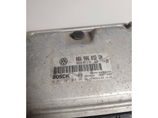 Řídící jednotka 06A906032GN, 26SA8221   Volkswagen New Beetle 2004