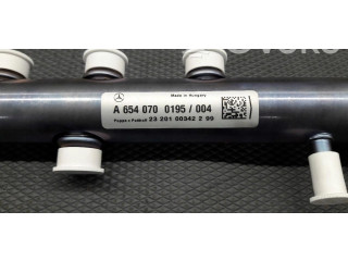 Vstřikovací lišta a6540700195   Mercedes-Benz C W206     
