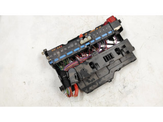 Блок предохранителей  8364542   BMW 3 E46    