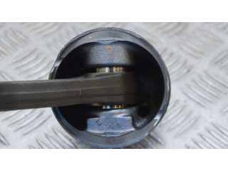 Píst    BMW 5 E39  pro naftový motor 2.5 M57 D25 (256D1) 