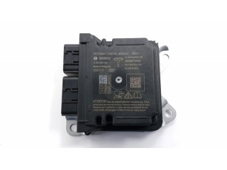 Блок подушек безопасности 1512876-00-B   Tesla Model 3