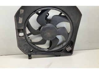 Вентилятор радиатора     93854112, 93854112    Renault Trafic I 