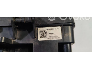 Ящик предохранителей (комплект) 20967780, 08213220   Chevrolet Camaro