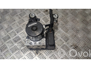 Jednotka ABS 28526258303   Volvo V60 2015