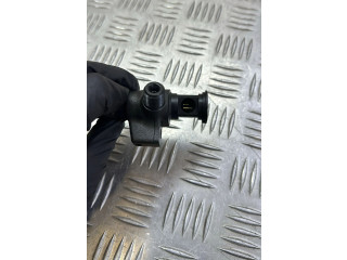 Vstřikovač 9674984080, 28602948   Ford Mondeo MK V    T7CF 