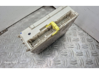 Блок предохранителей 8273030B61, 703290009   Lexus GS 300 350 430 450H    