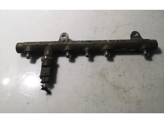Топливная рампа 0445214015   Renault Scenic I  