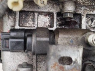 Vstřikovací lišta    Toyota Corolla E140 E150  pro naftový motor 2.0  